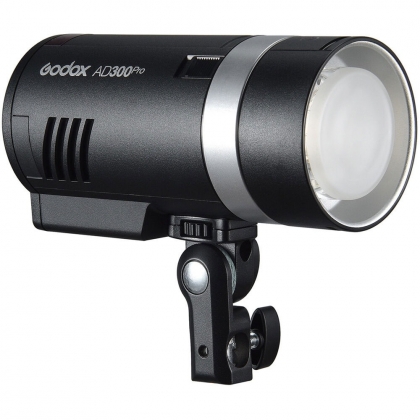 فلاش پرتابل Godox AD300Pro  Flash 