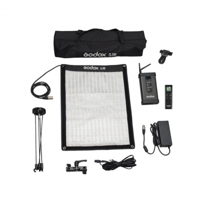نور LED منعطف مدل Godox FL100 سایز 40x60