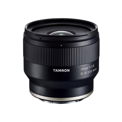 لنز تامرون Tamron 24mm f/2.8 Di III OSD M 1:2 برای سونی (دست دوم)