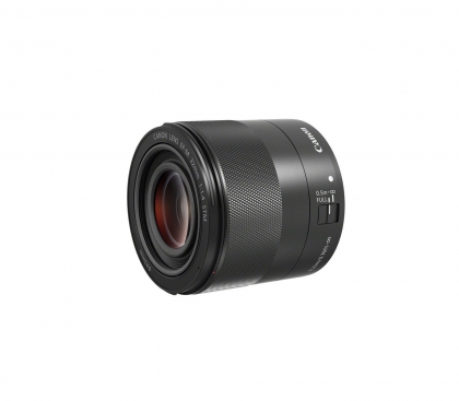 لنز Canon EF-M 32mm f/1.4 STM