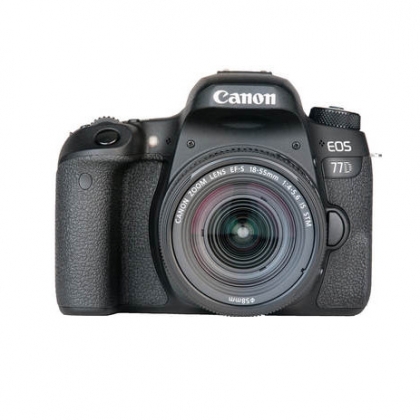 بدنه دوربین کانن EOS 77D به همراه لنز 50 F 1.8 mm (دست دوم)
