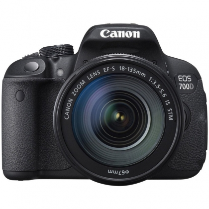 دوربین کانن  EOS 700D + 18-135mm STM (دست دوم)