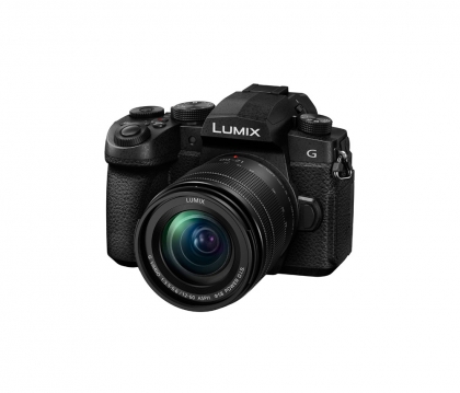 دوربین Panasonic G90